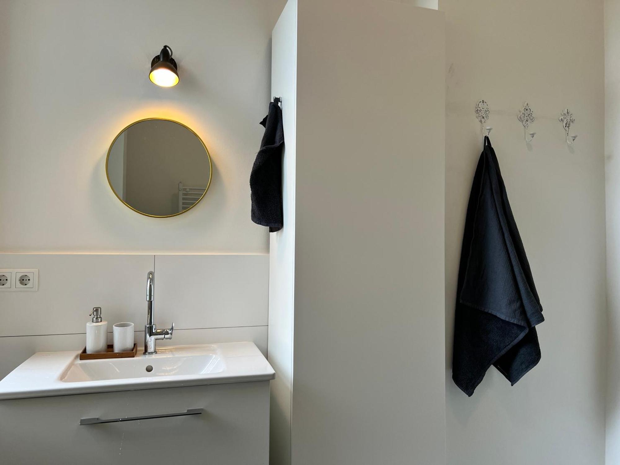 2 Zi Whg Zentral, Altbau, Renoviert 4P Leilighet Hannover Eksteriør bilde